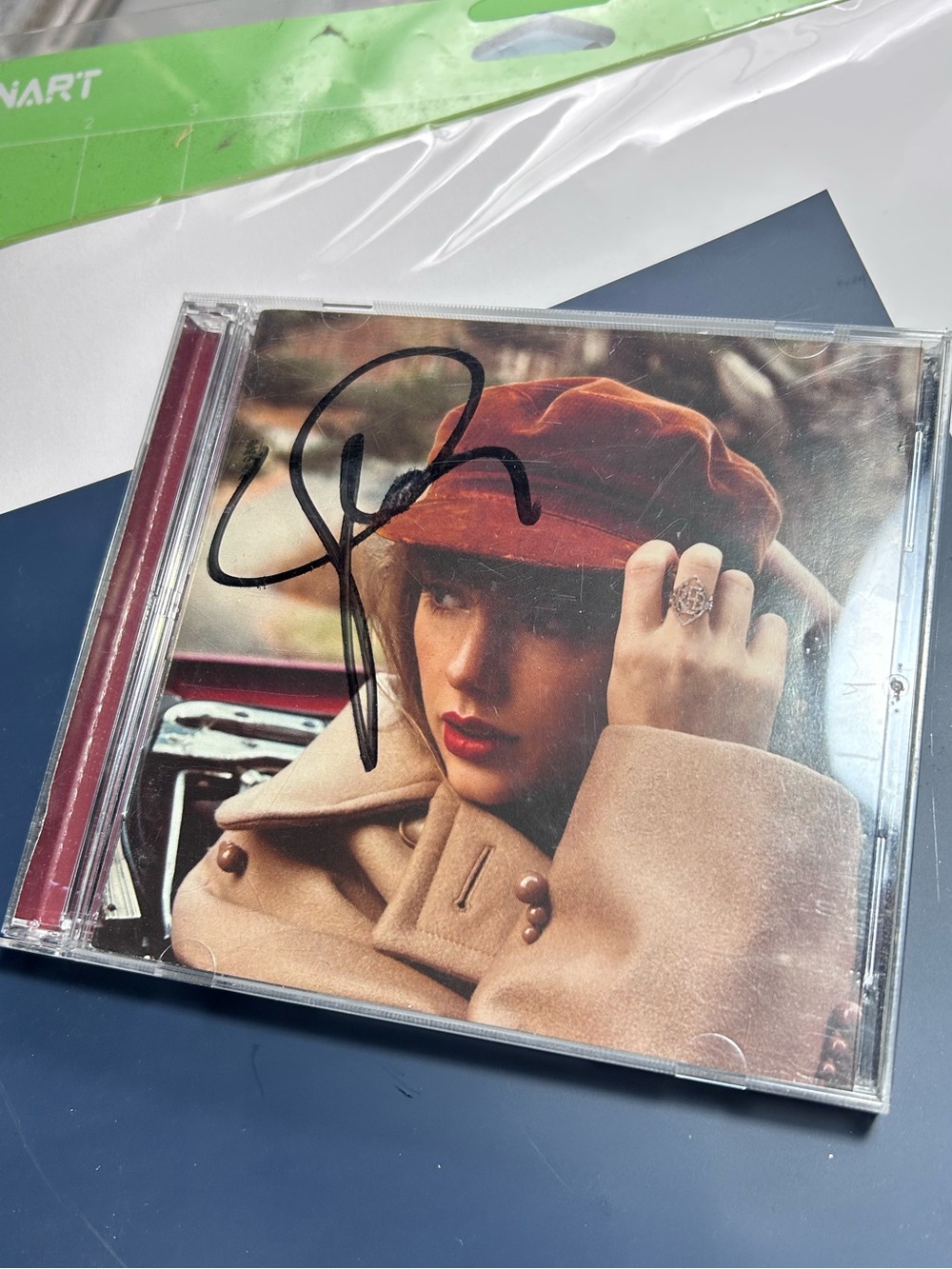 Taylor Swift Red Taylor’s Version SIGNED CD